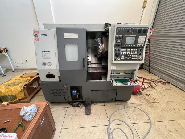 Hyundai - Wia SKT 200 - 8 inç Cnc Torna