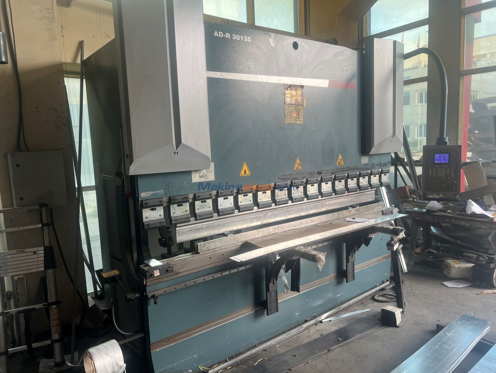 DURMAZLAR 30135 3 EKSENLİ Abkant Pres