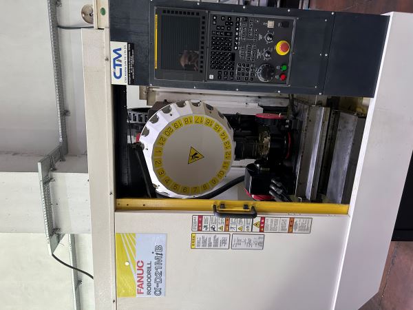 FANUC 5 EKSEN CNC İŞLEME MERKEZİ