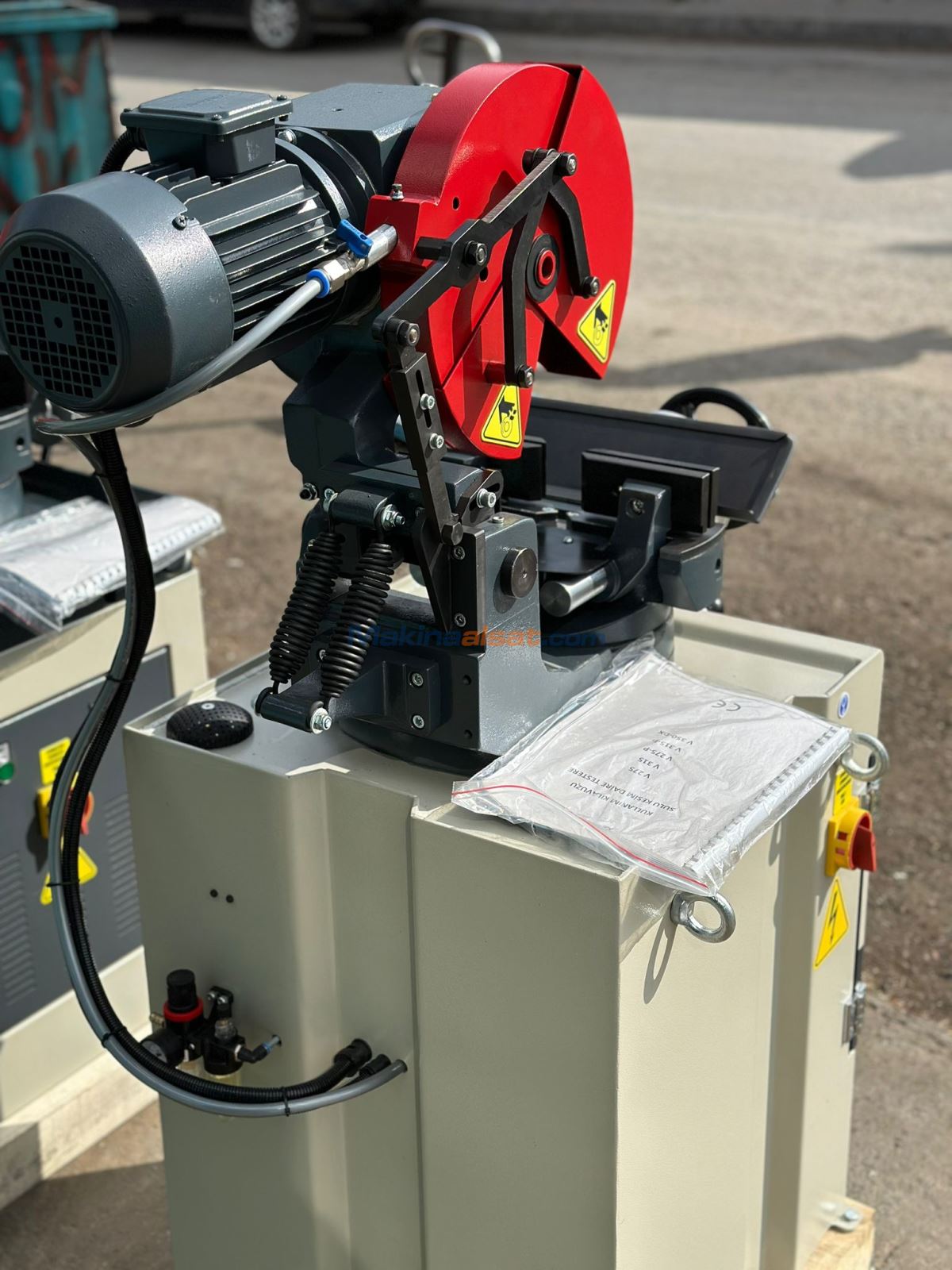 ISITAN V315-P MENGENE PNOMATİK DAİRE TESTERE