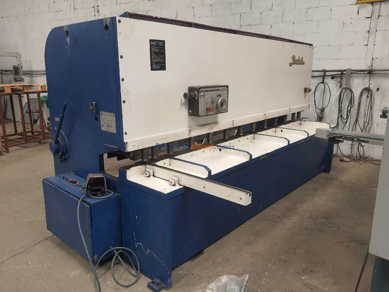 Baykal 3 Metre 10 mm Hidrolik Giyotin Makas
