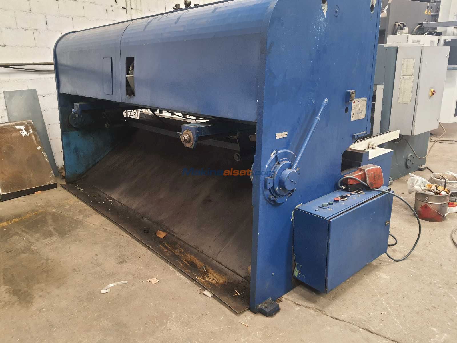 Baykal 3 Metre 10 mm Hidrolik Giyotin Makas