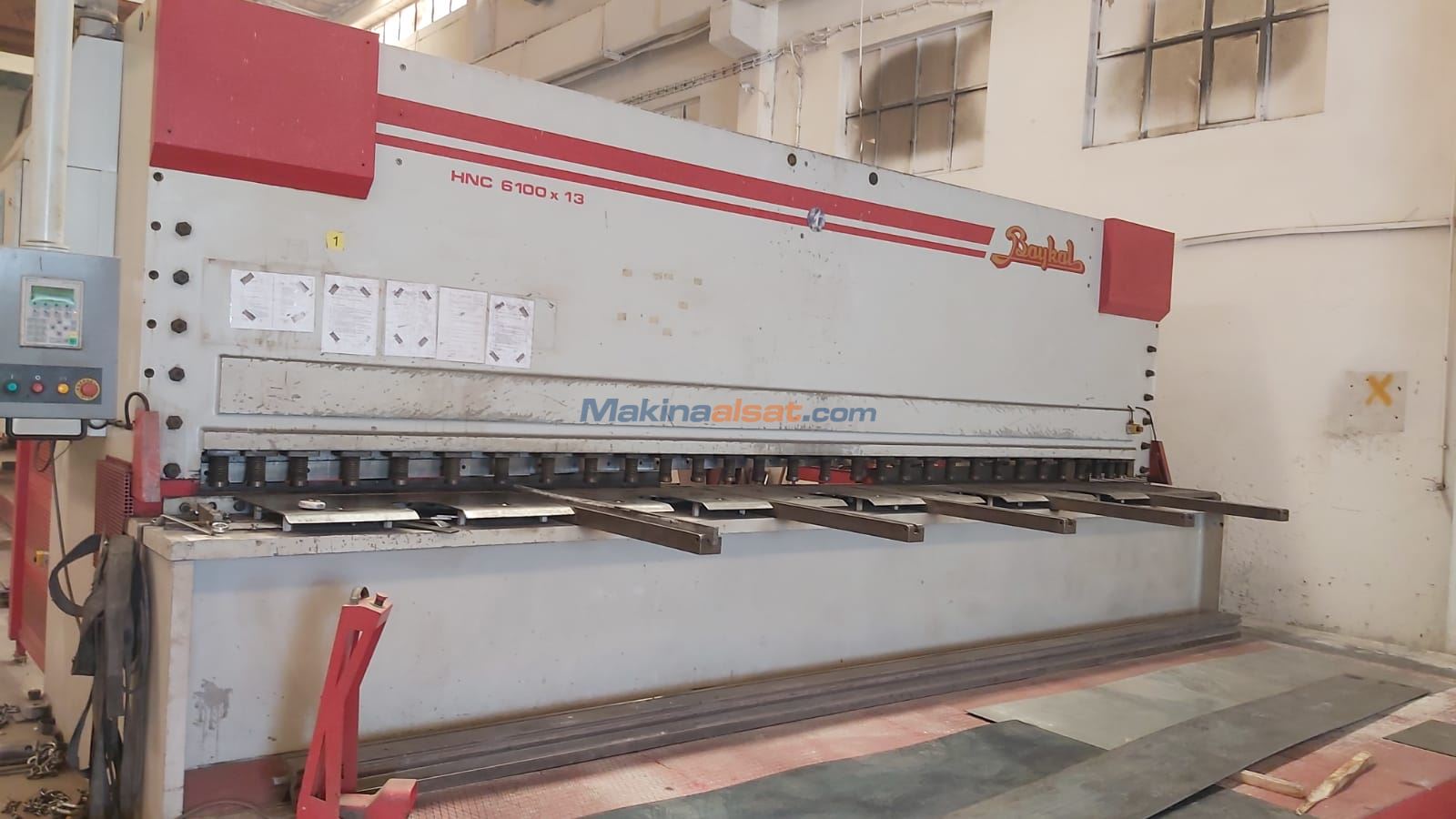BAYKAL HNC 6100 - 6 Metre 13mm Hidrolik Giyotin Makas