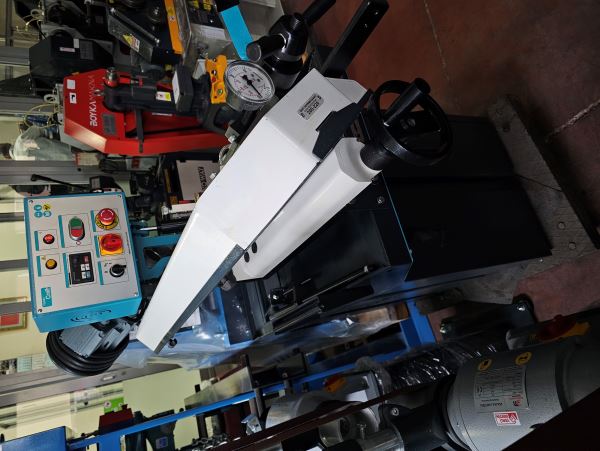 CRAFT T 225 MV - 220Ø DÖNER GÖBEK AÇILI SULU KESİM ŞERİT TESTERE