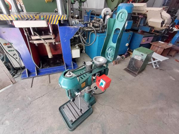 EKÇELİK 220 VOLT MASA ÜSTÜ MATKAP