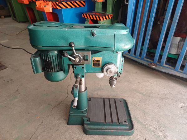 EKÇELİK 220 VOLT MASA ÜSTÜ MATKAP