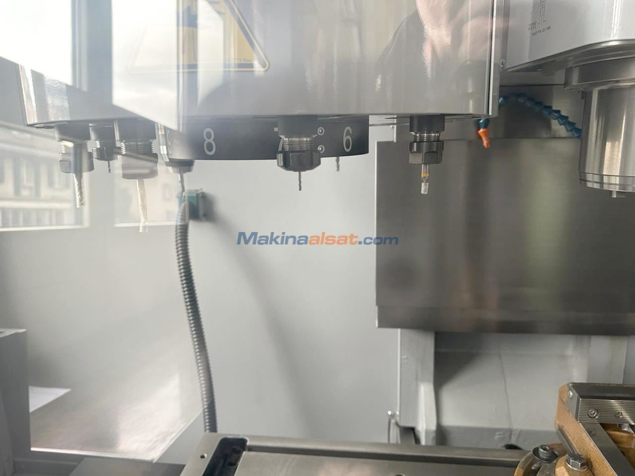 HAAS TM-1PHE CNC Dik İşlem