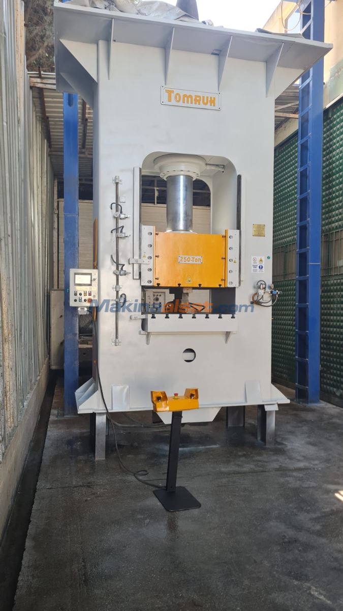 TOMRUK 250 TON ÇİFT TESİRLİ HİDROLİK PRES