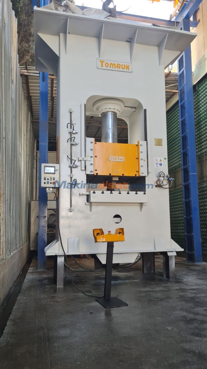 TOMRUK 250 TON ÇİFT TESİRLİ HİDROLİK PRES