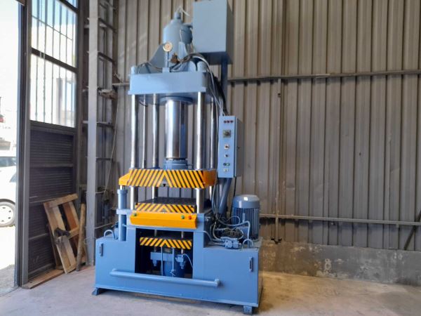 200 TON ÇİFT TESİR KOLONLU HİDROLİK PRES
