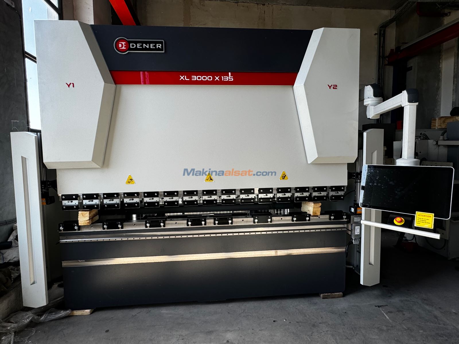 DENER PUMA XL 30135 CNC ABKANT