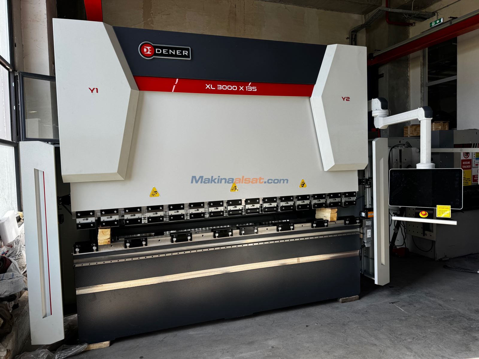 DENER PUMA XL 30135 CNC ABKANT