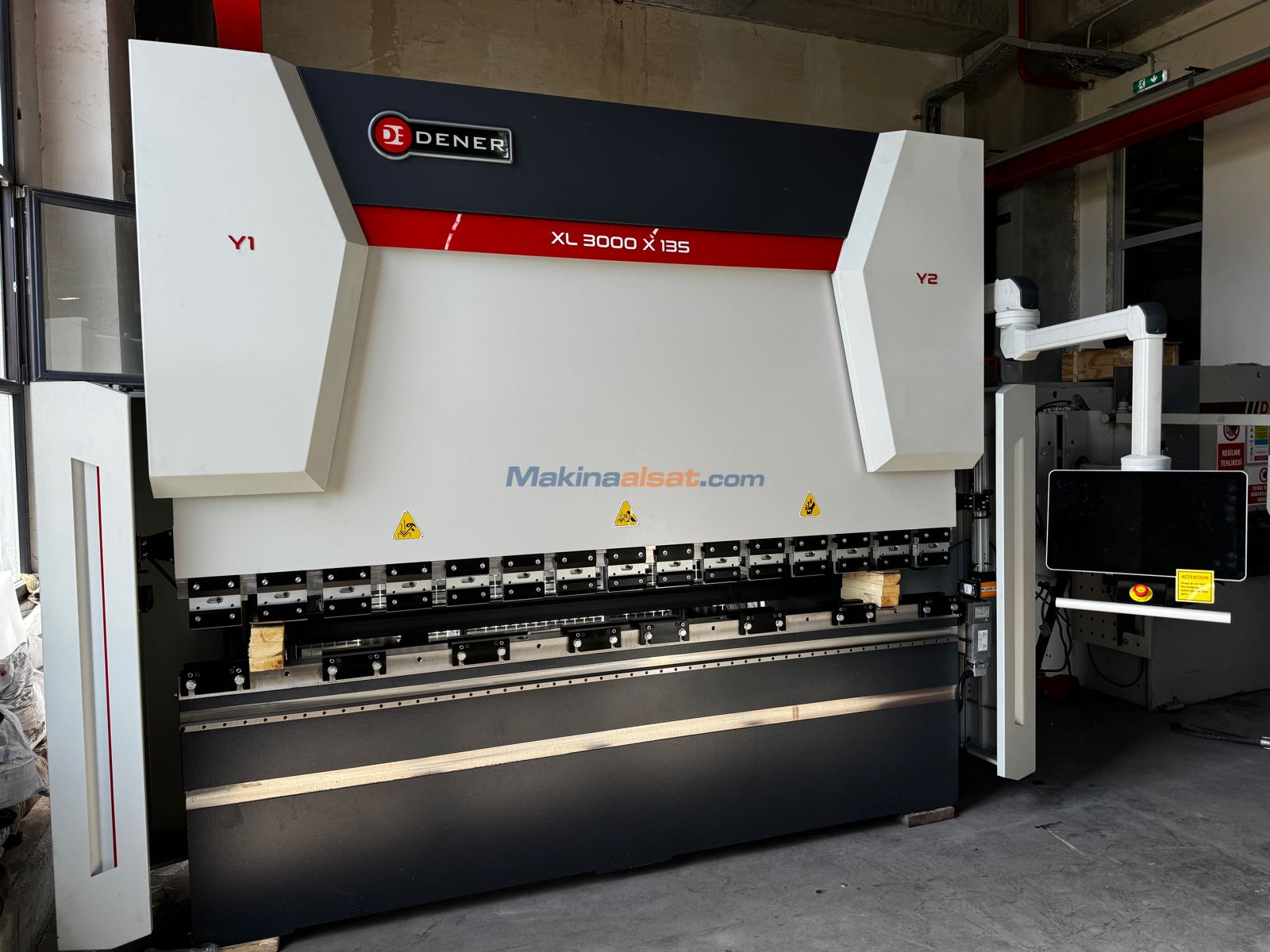 DENER PUMA XL 30135 CNC ABKANT