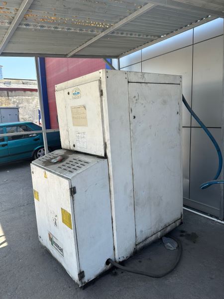 Full Bakımlı Komsan VEK60 45kw 60hp Vidalı Kompresör + Hava Tankı