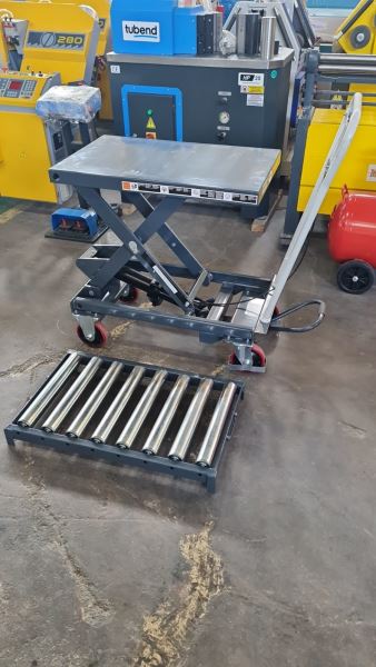 NETLİFT NL TTR 50 KONVEYÖR MAKASLI PLATFORM