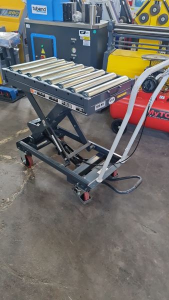 NETLİFT NL TTR 50 KONVEYÖR MAKASLI PLATFORM