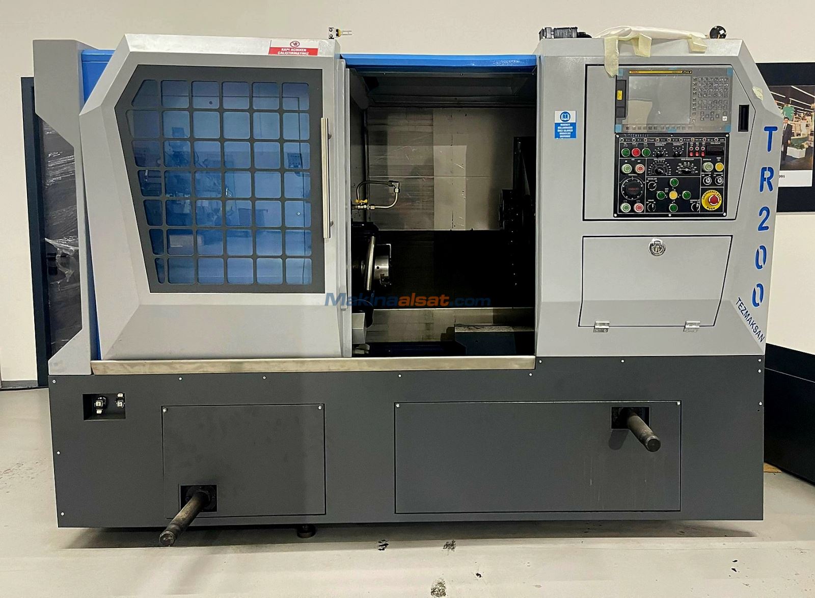 TEZMAKSAN TR200 8 İnch CNC Torna