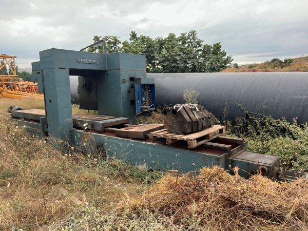 FRITZ WERNER  800x  4000 x 700 BED FREZE