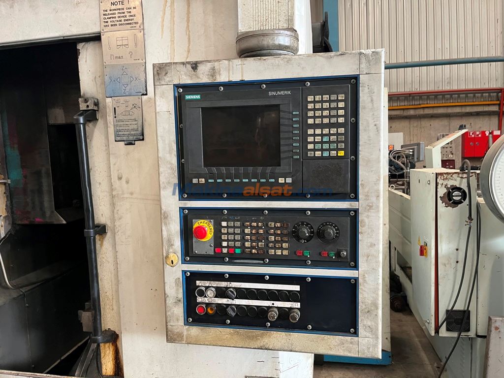 HÜLLER HİLLE HESSAPP CNC DİK TORNA