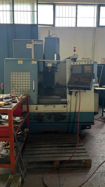 İLK SAHİBİNDEN SATILIK DAH-LIH MCV-720 CNC Dik İşlem