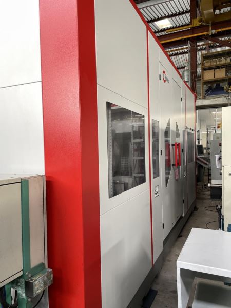 KUKA KR 240 L210-2 2000 Robot