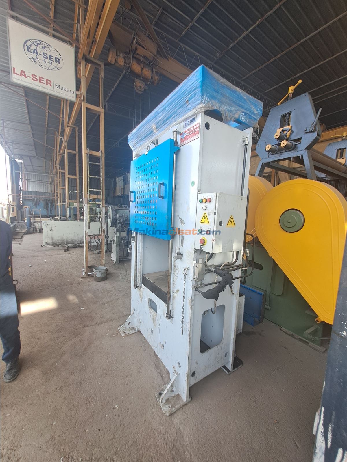 250 Ton Sıvama Presi