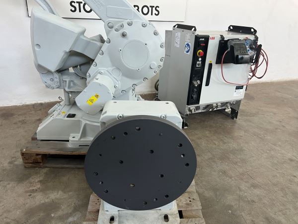 ABB IRB 4400/60 IRC5 FOUNDRY PLUS + 7 Eksen Robot
