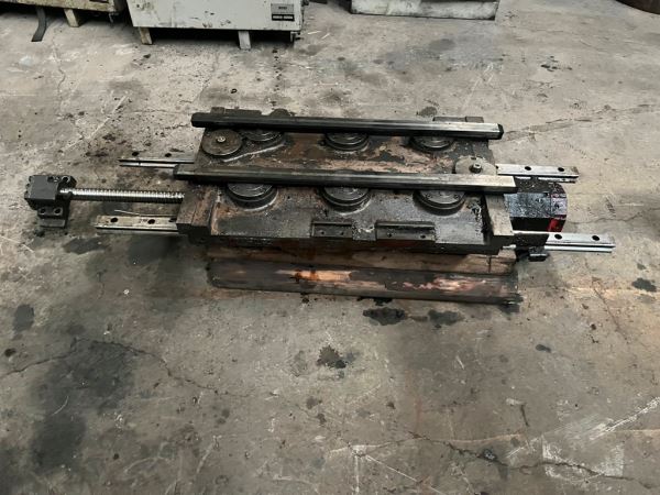 CNC HAREKETLİ ÇİFT TABLA