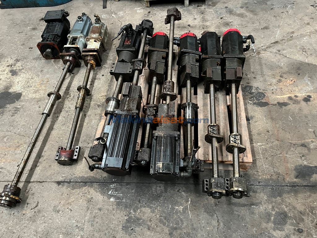CNC VİDALI MİL VE MOTORLARI
