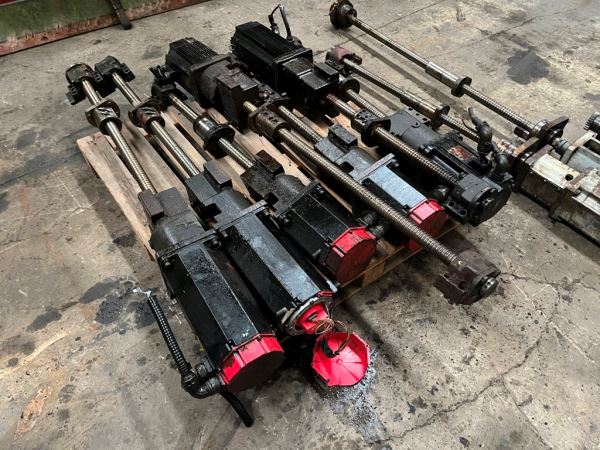 CNC VİDALI MİL VE MOTORLARI