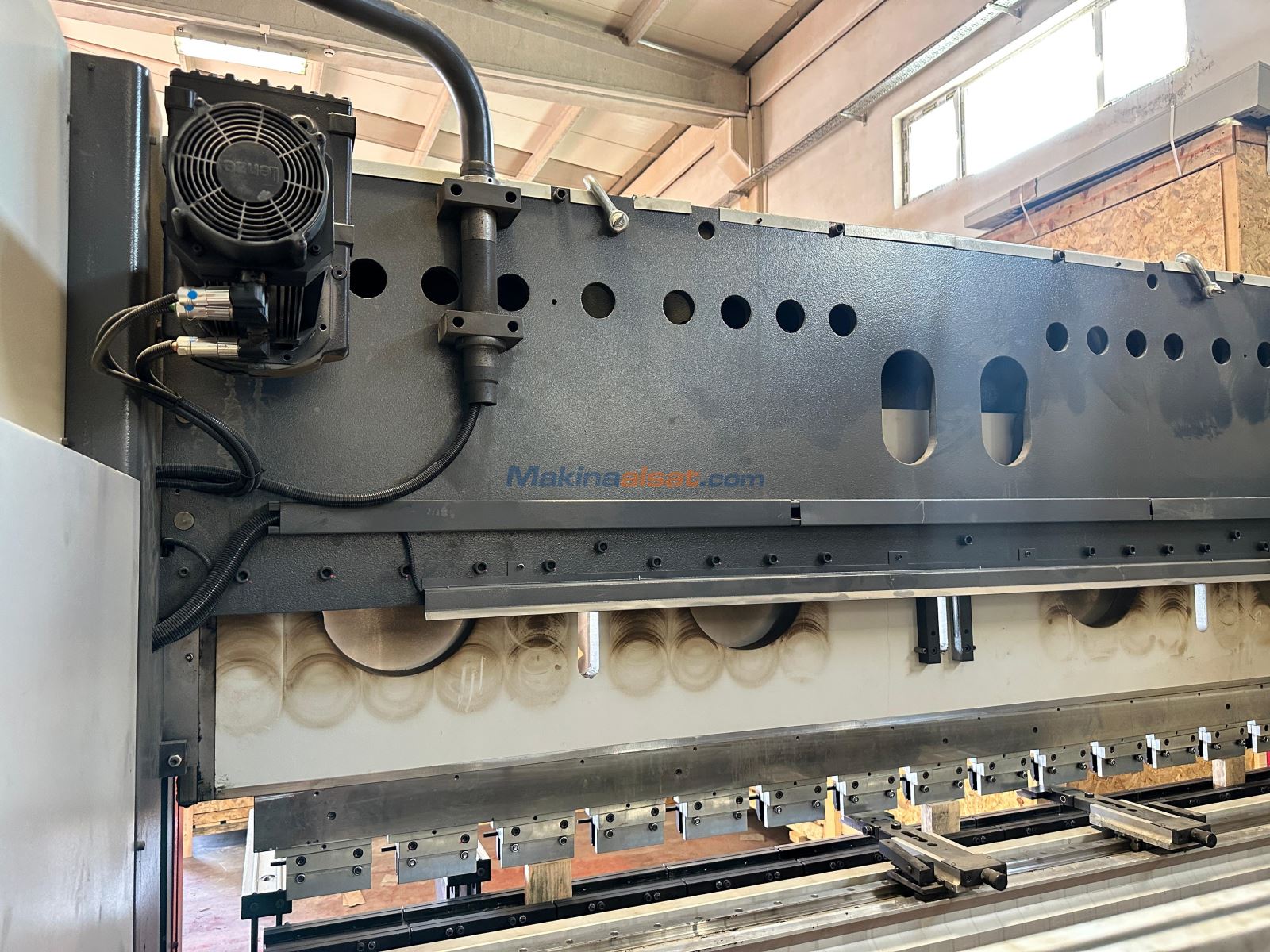 DENER 100 TON  3 Metre SERVO ABKANT