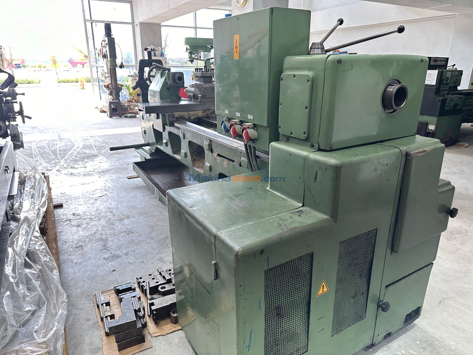 Satılık ikinci el SN 71-1/2 Metre Tezsan Tos Torna Universal Torna