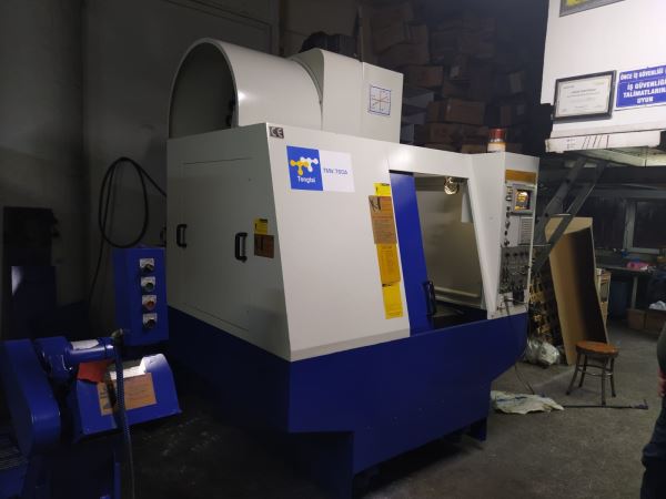 Tongtai Topper TMV 760A CNC Dik İşleme Merkezi