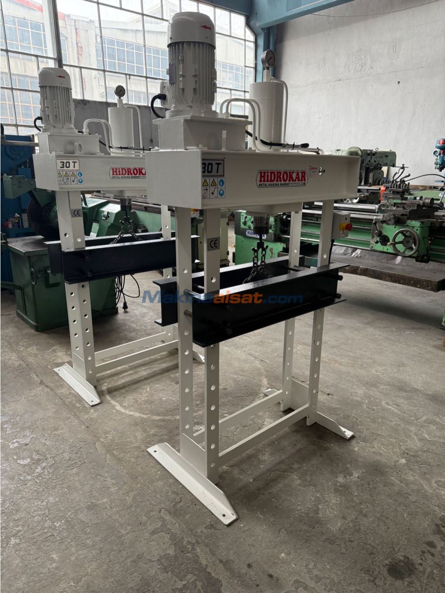 30 TON HİDROLİK ATÖLYE PRESİ