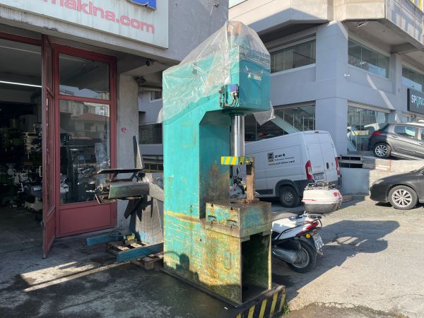 50 TON C TİPİ HİDROLİK PRES