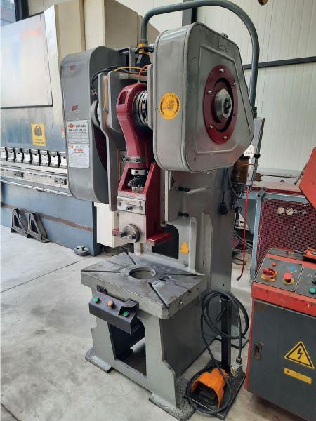 AKSÜT 40 TON EKSANTRİK PRES