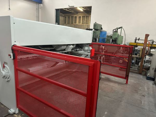 BAYKAL 3 METRE 12 MM HİDROLİK MAKAS