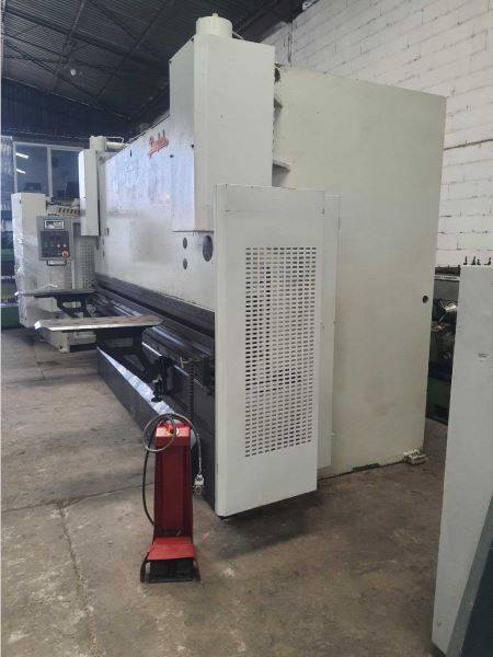 Baykal APH 4 Metre 260 Ton NC Abkant Pres