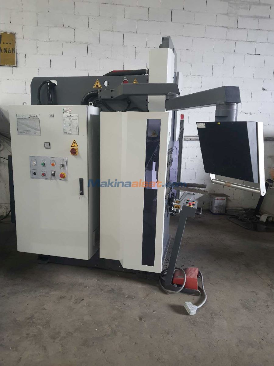 Baykal APHS 1250 X 40 Ton Cnc Abkant Pres
