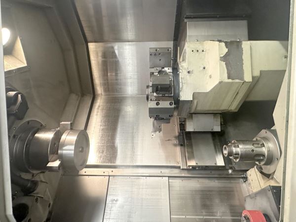 DOOSAN PUMA 2000 LSY CNC Torna