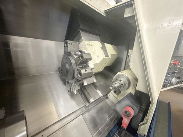 DOOSAN PUMA 2000 LSY CNC Torna