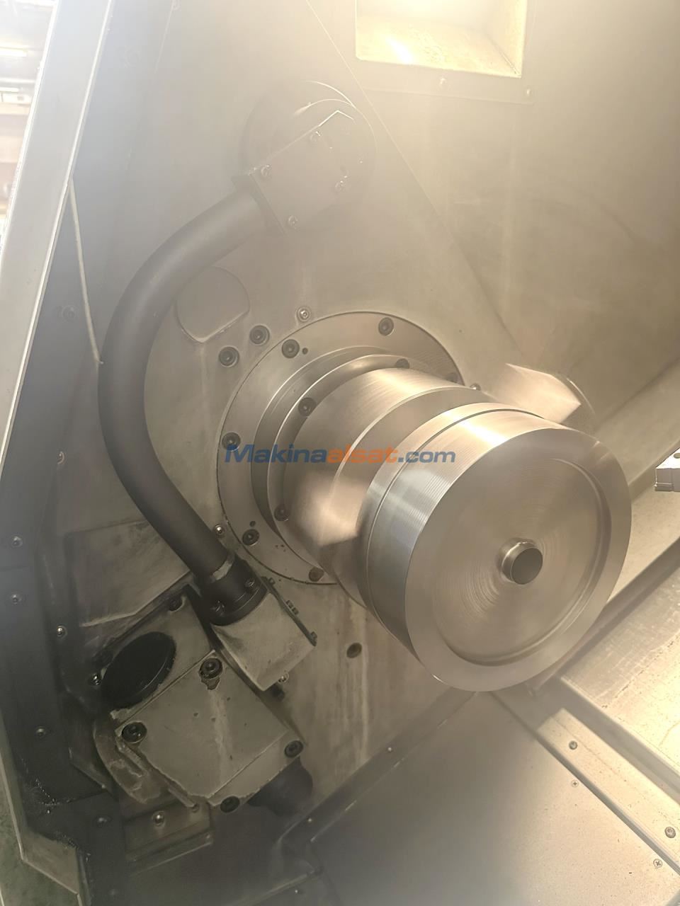 DOOSAN PUMA 2000 LSY CNC Torna