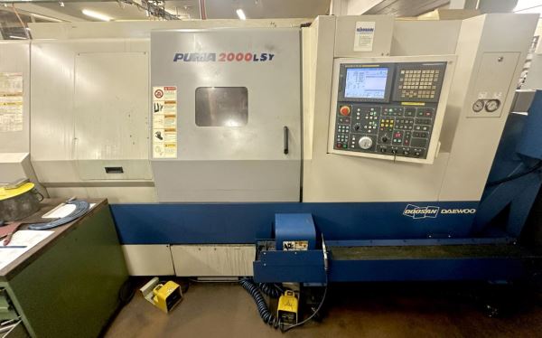DOOSAN PUMA 2000 LSY CNC Torna