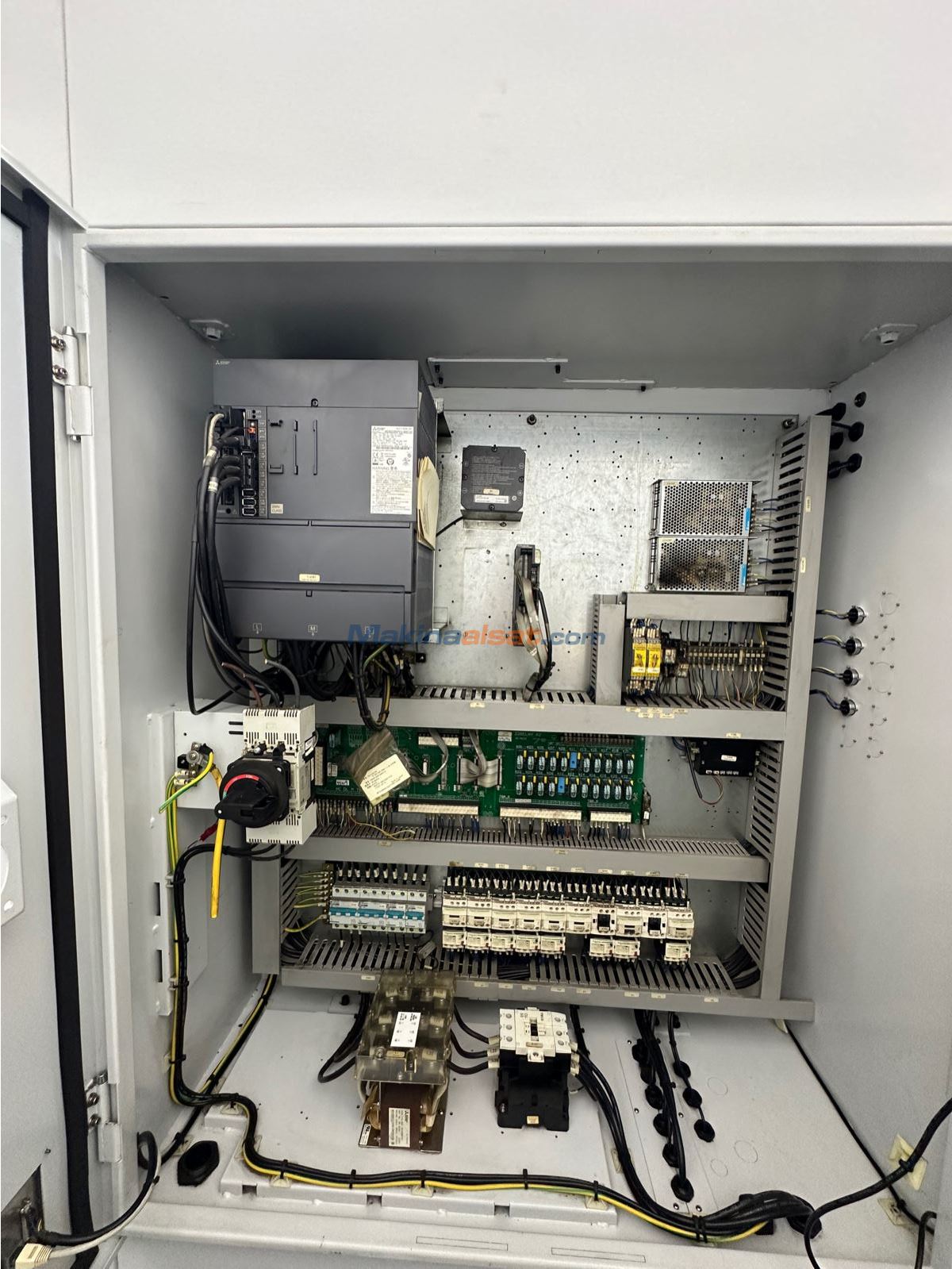 FRONTİER MCV-866 MASURA LİNEER KIZAK CNC DİK İŞLEME MERKEZİ