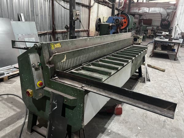 HİDROLİK 3 metre 3 mm Giyotin