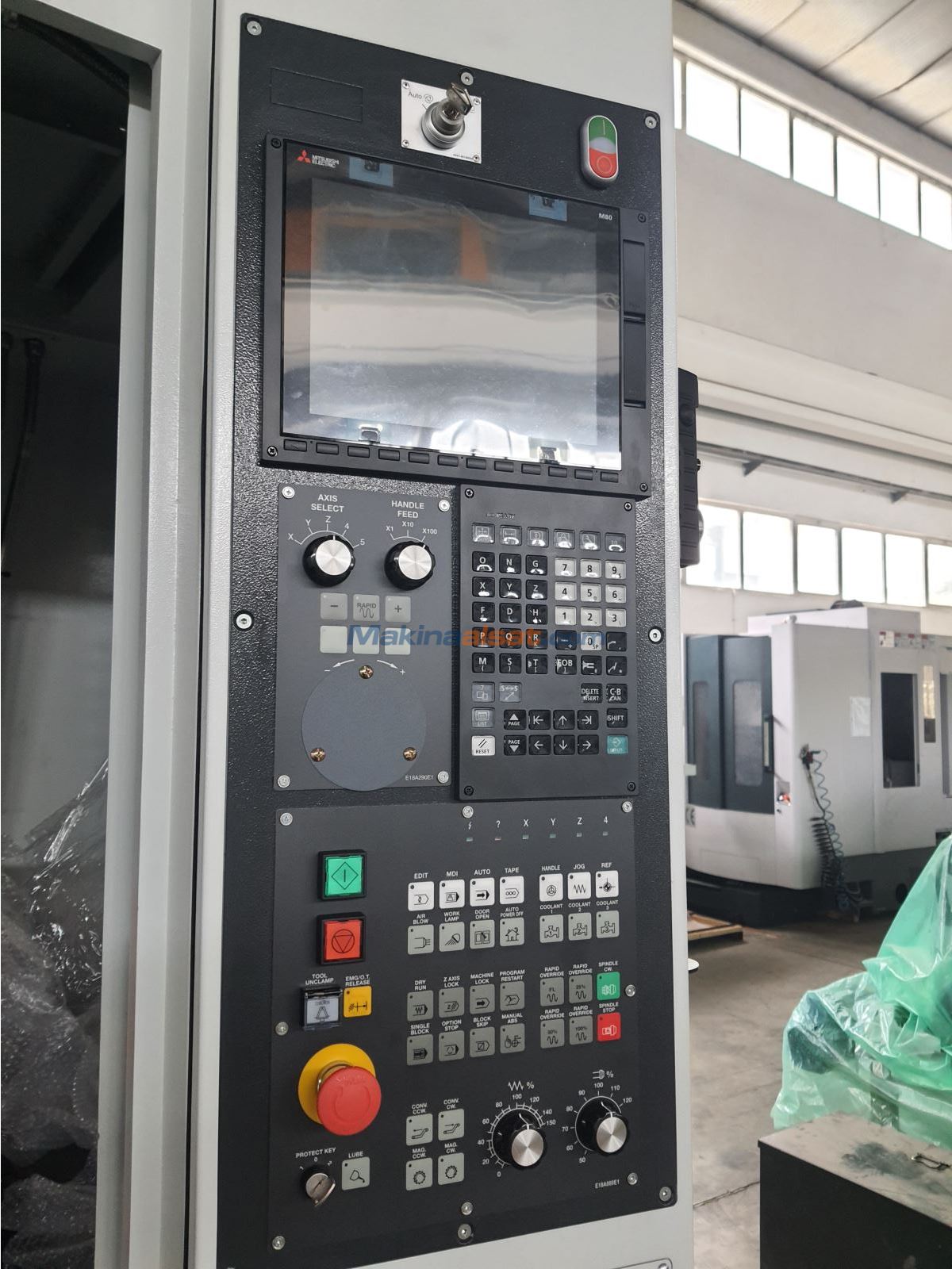 Stokta Hazır Twinhorn VF-500-5A Sıfır 5 Eksen İşleme Merkezi