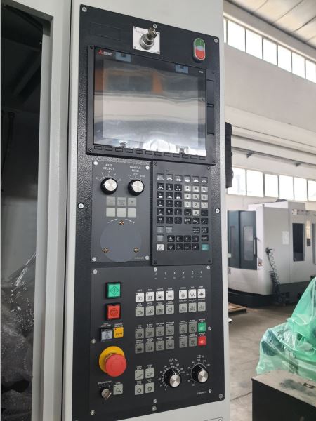Stokta Hazır Twinhorn VF-500-5A Sıfır 5 Eksen İşleme Merkezi