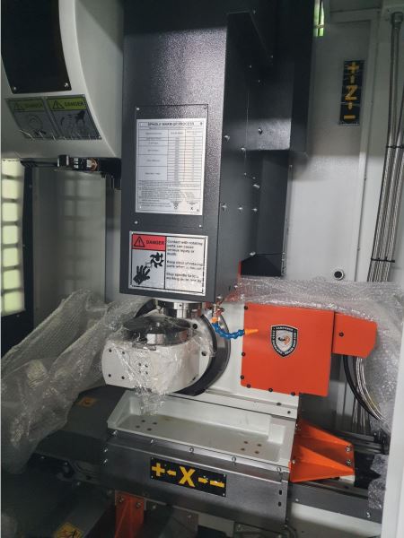 Stokta Hazır Twinhorn VF-500-5A Sıfır 5 Eksen İşleme Merkezi
