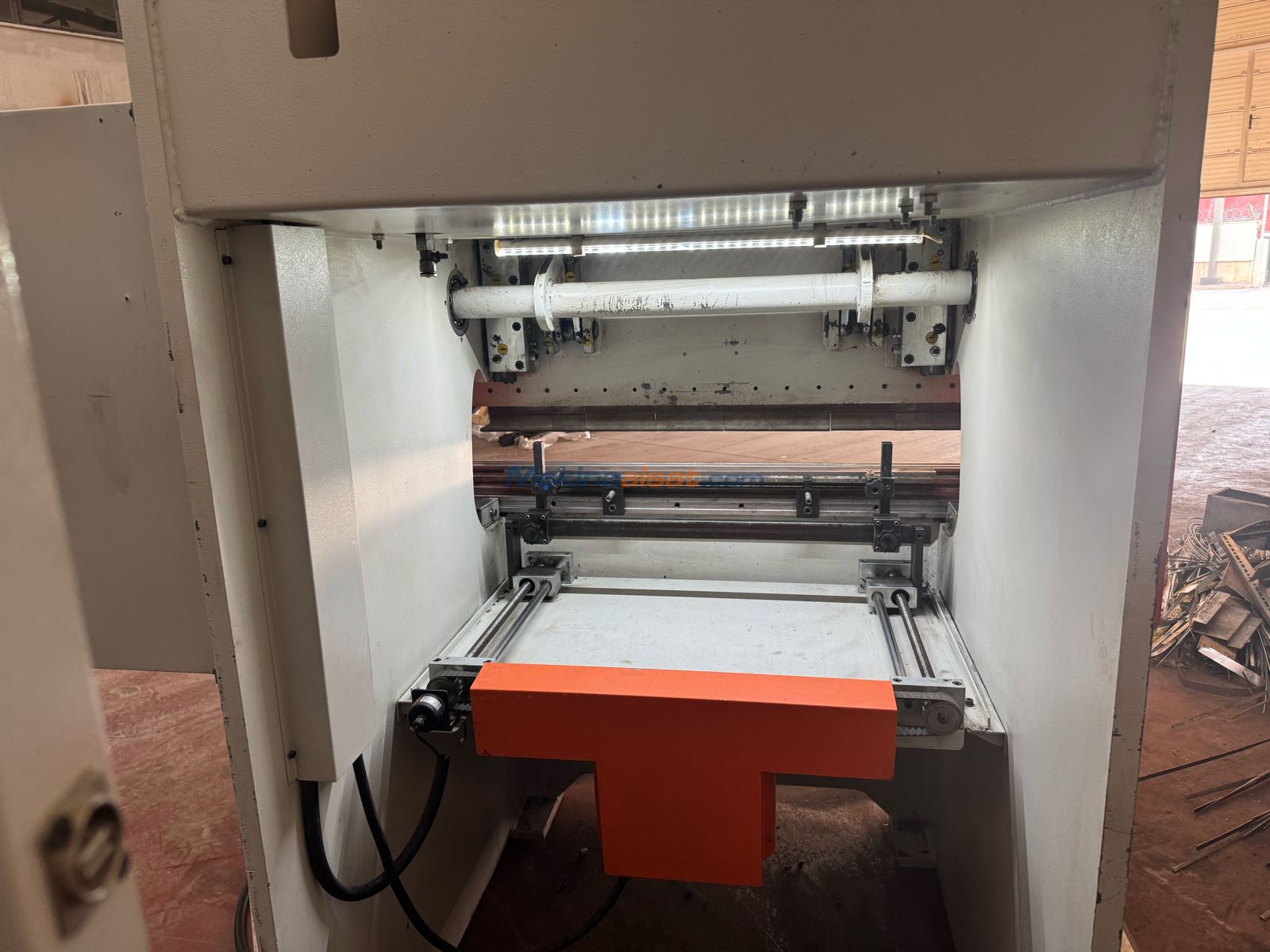 Cematek 125 cm Çift Piston Abkant Pres