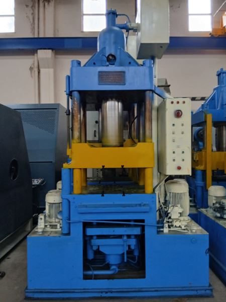 160 TON ÇİFT TESİRLİ HİDROLİK PRES